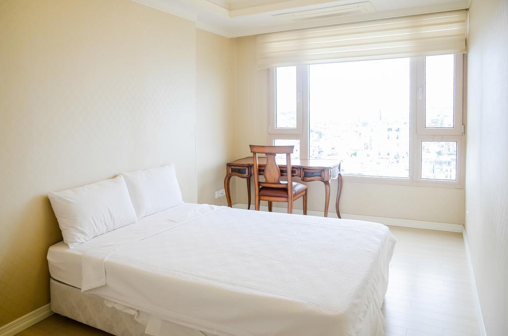 Cantavil Hoan Cau Aparthotel Ho Şi Min Exterior foto